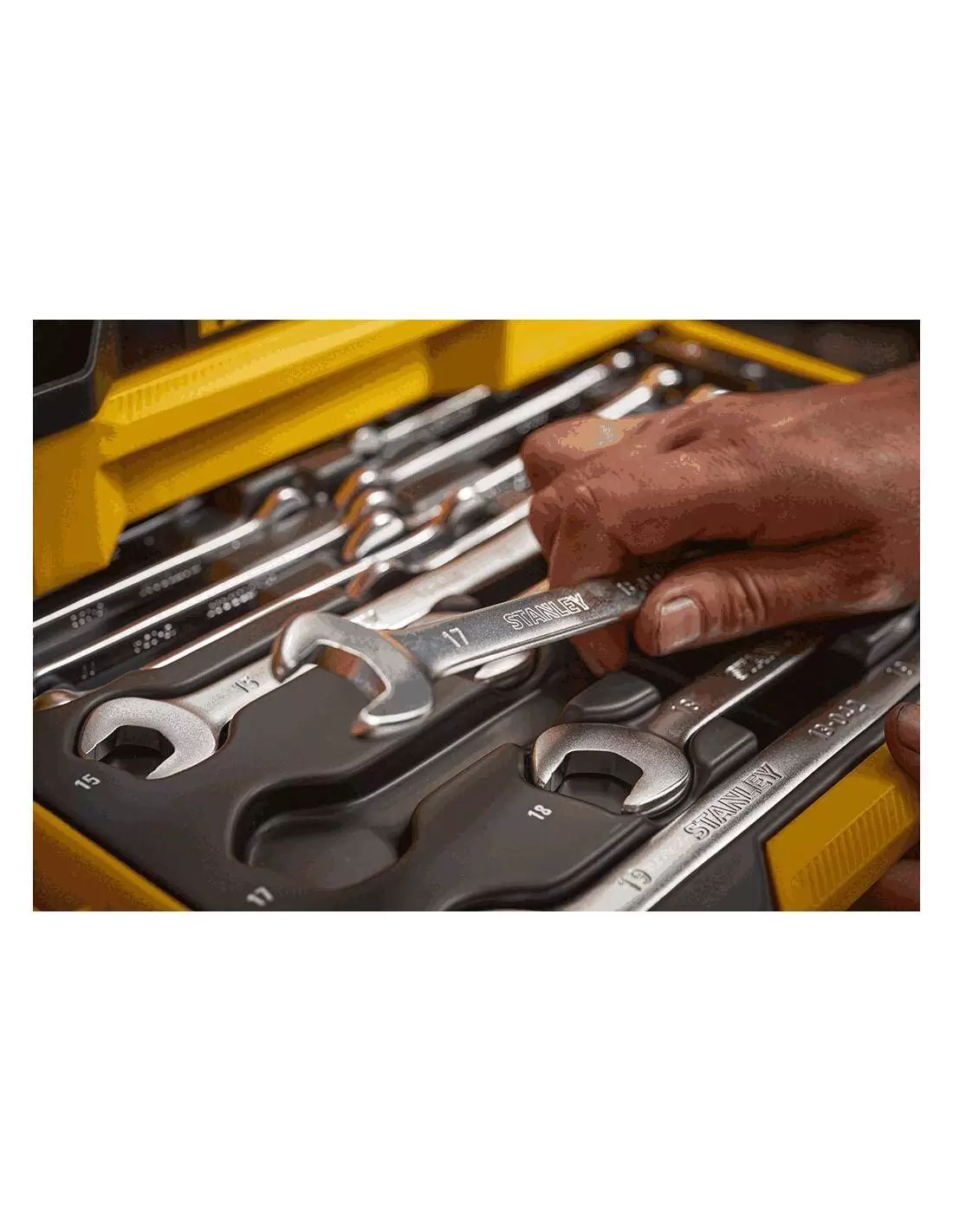 Caisse à outils Stanley Boîte de 3 tiroirs outillée PRO-STACK™ 126 pièces -  - FMMT98107-1