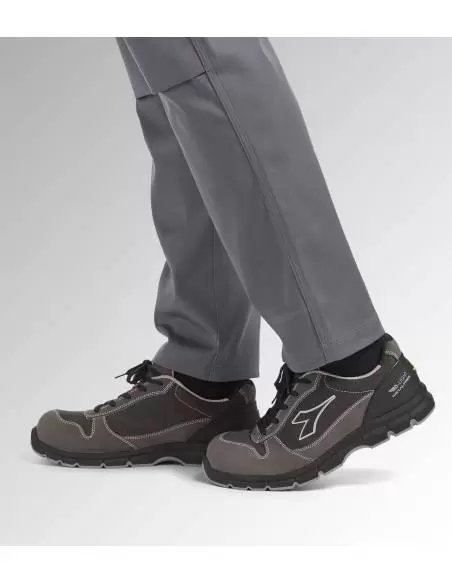 Chaussures de securité basses RUN LOW MET FREE S3L FO SR ESD | 701.179896D0443 - Diadora